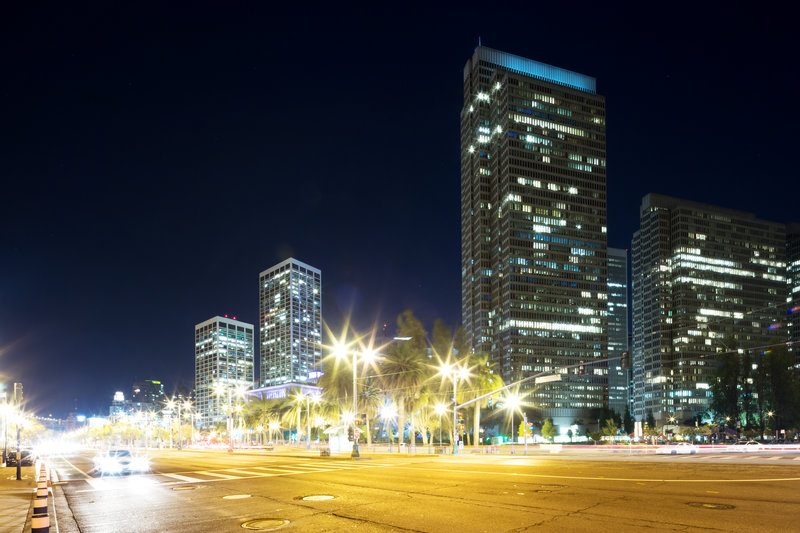 没想到，电动百叶窗竟比布艺窗帘省这么多，还能降噪30分贝(图1)