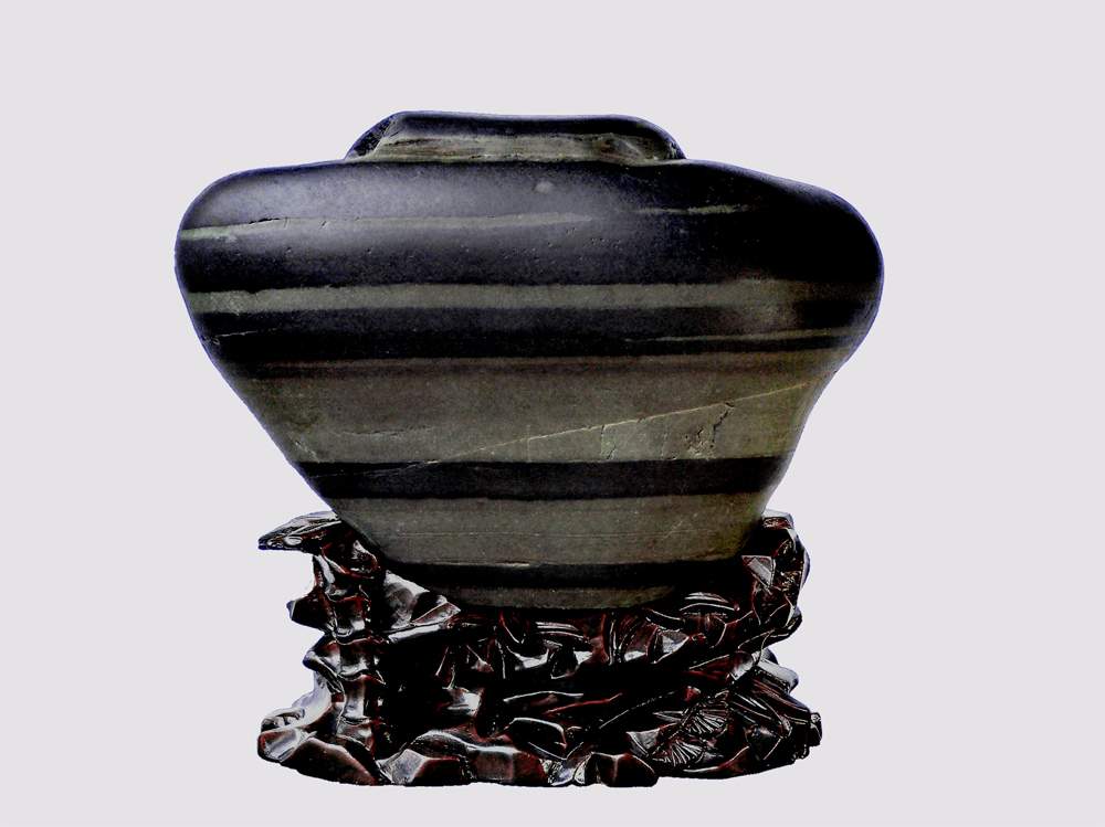 奇石价值靠四方面鉴别 养护奇石学问大(图) - 新媒体情报驿站